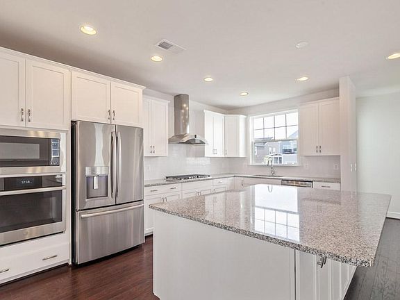 The Cornwall - Kitchen