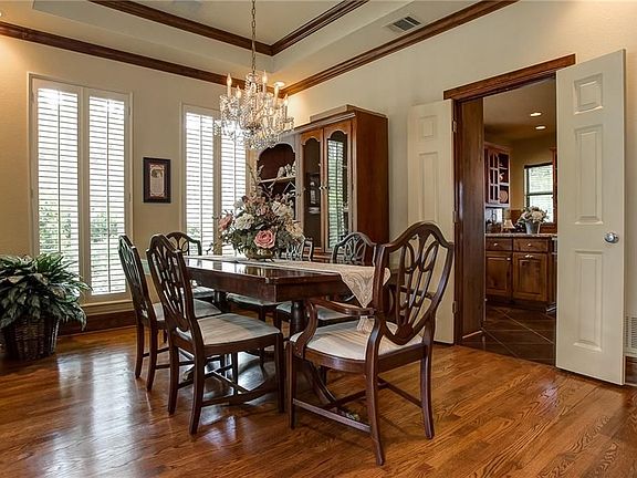 4th image of 2876 Manorwood Trl