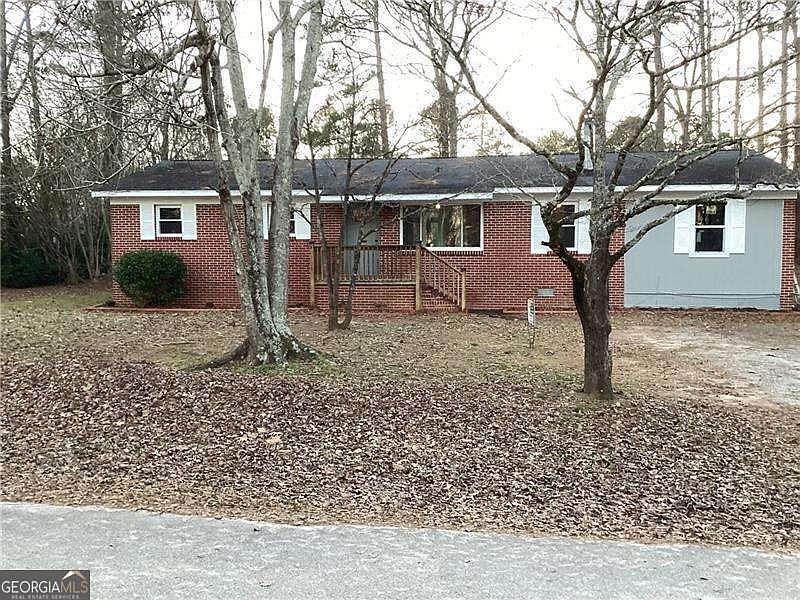 1st image of 1041 Hillcrest Dr