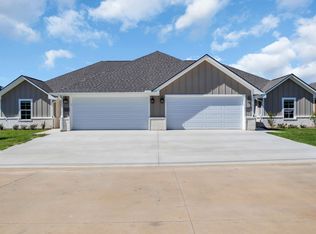The Town Homes at Lindsey Park, Tyler, TX 75709