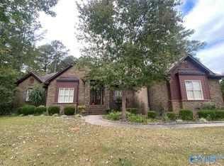 1803 Autumn Ridge Dr SW, Decatur, AL 35603