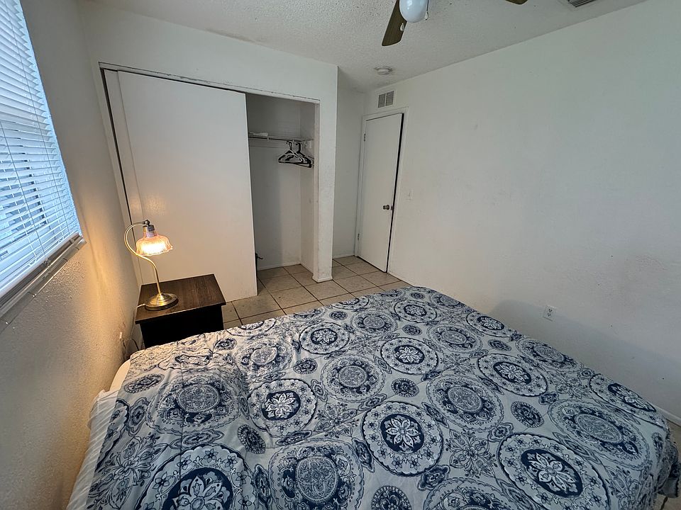 2nd image of 142 Deacon Jones Blvd