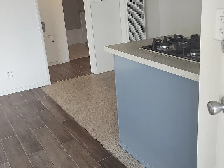 6510 Marbrisa Ave #D — Photo 9