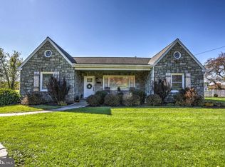 844 W Swartzville Rd, Reinholds, PA 17569