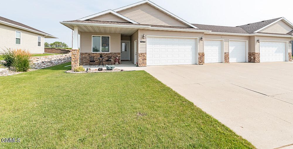 5618 Calvert Dr, Bismarck, ND 58503 MLS 4009817 Zillow