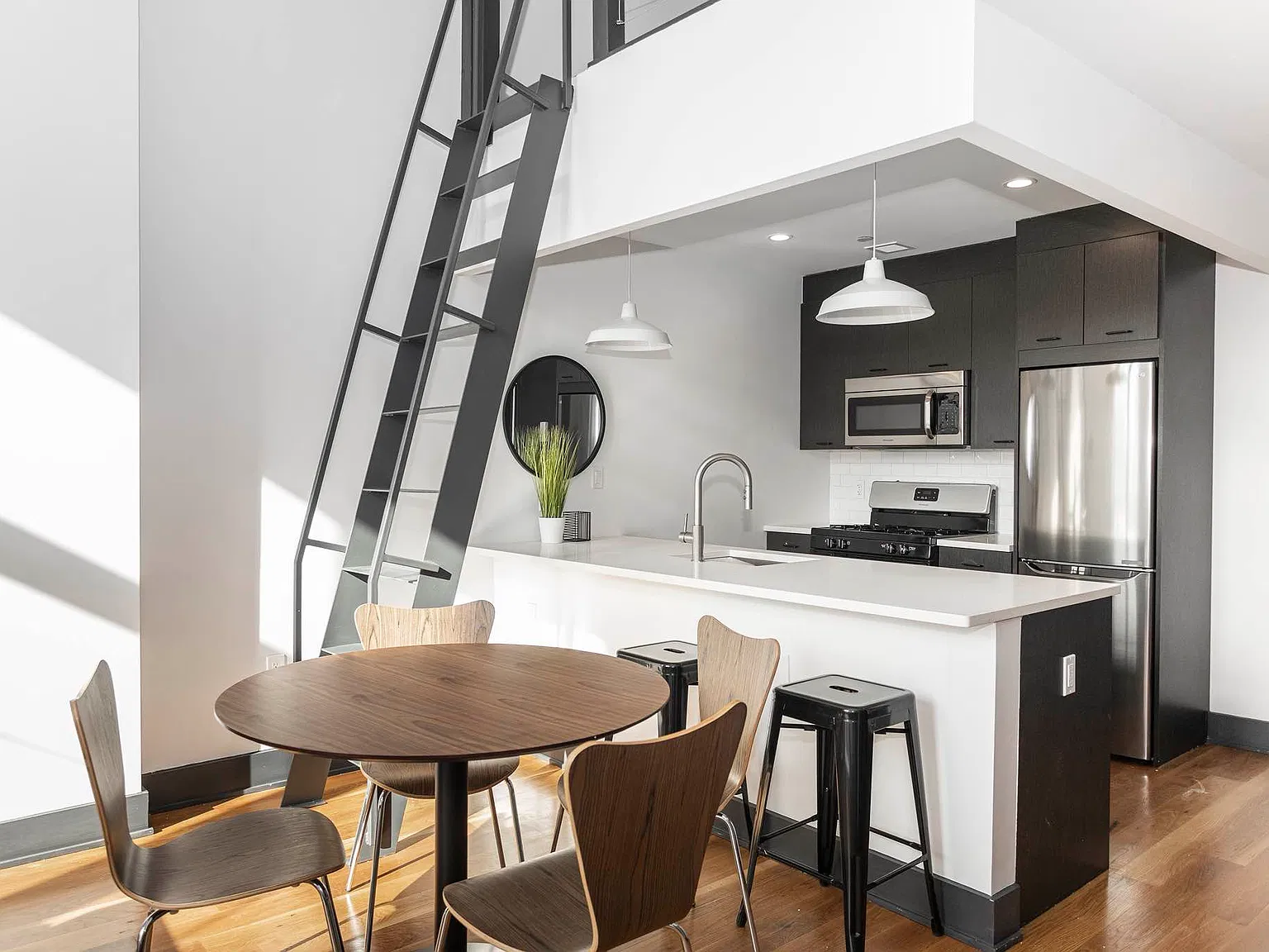 340 East 117th Street — Photo 4
