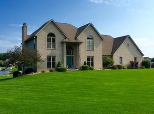 69010 Eagle Cove Ct, Edwardsburg, MI 49112