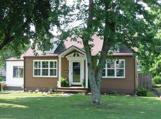 2000 Garrs Ln, Shively, KY 40216