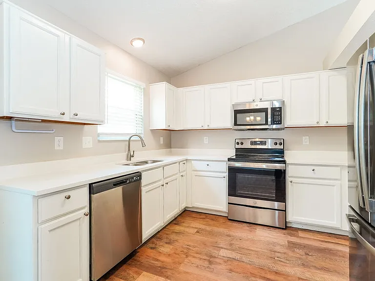 5664 Dashshund Ct — Photo 9