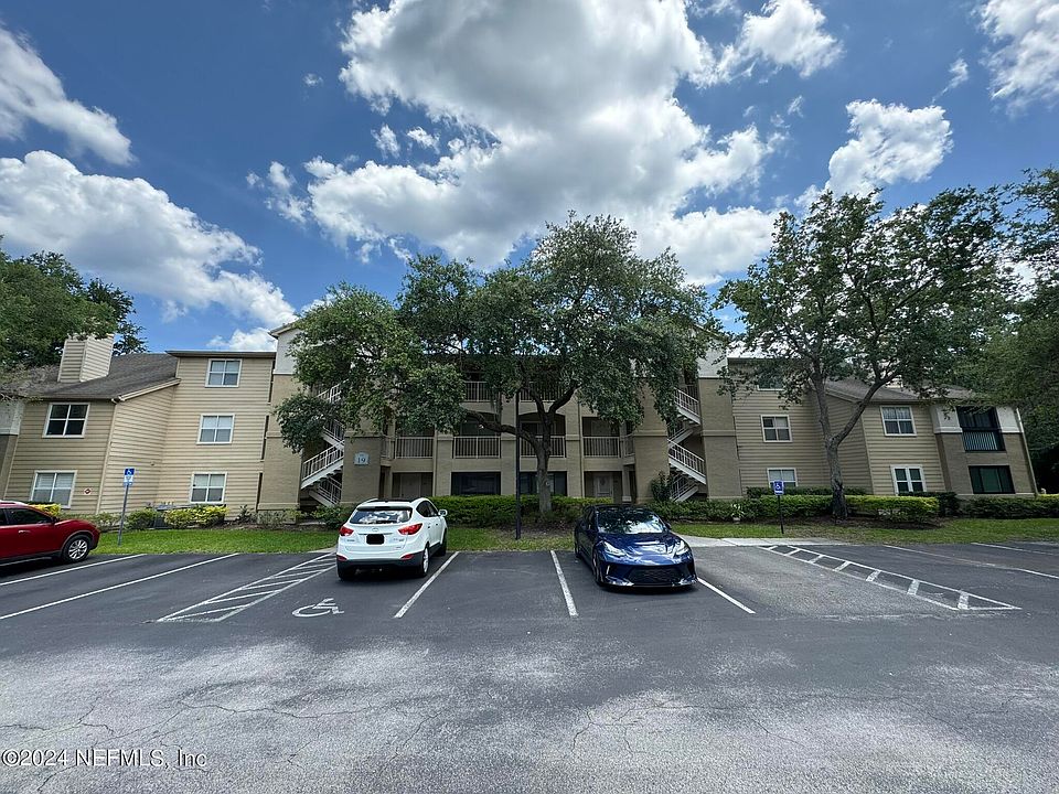 1st image of 19 ARBOR CLUB Drive #318