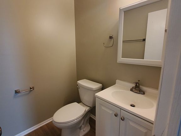 3rd image of 2639 Four Seasons Dr