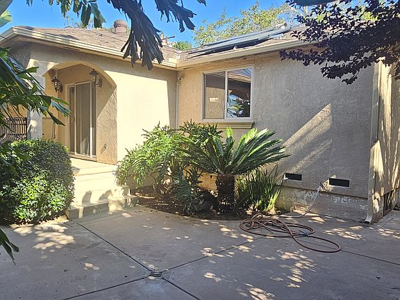 5th image of 10216 Grandview Dr