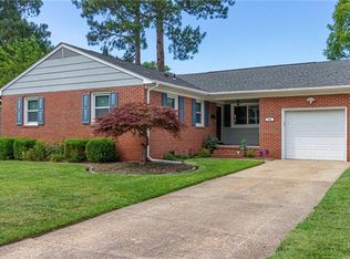 90 Fort Worth St, Hampton, VA 23669