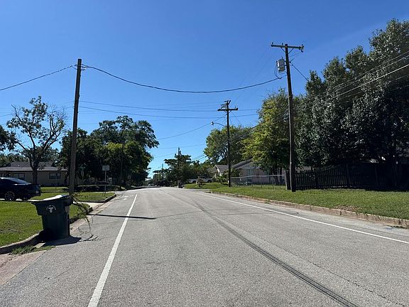 4th image of 2701 N Glass Ave