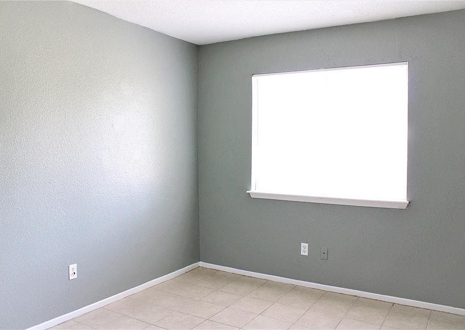 1st image of 12030 S Tambourine Dr