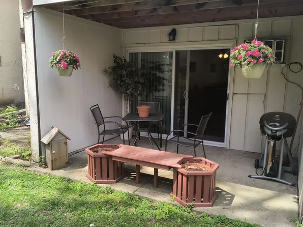 12842 Nicollet Ave APT 102, Burnsville, MN 55337