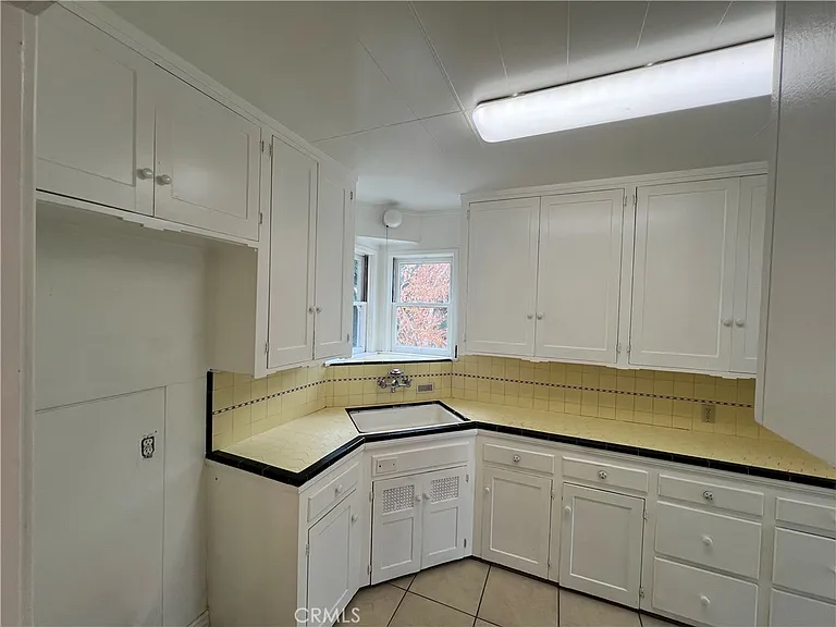 3869 Ridge Rd — Photo 5