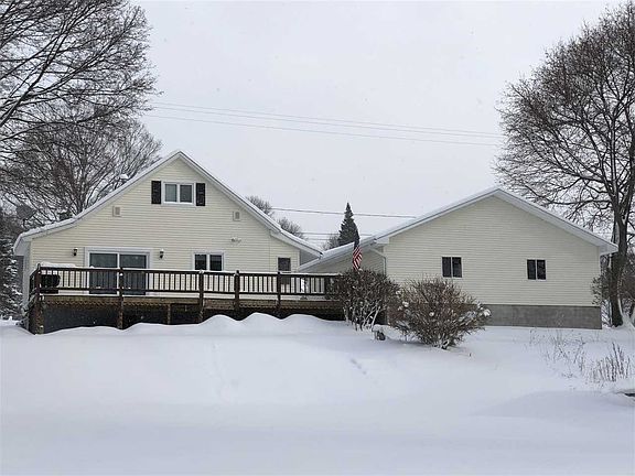 2nd image of 810 N Lake St