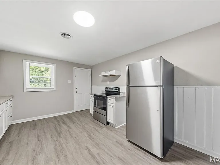 191 Bascom Dr — Photo 5
