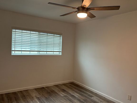 3rd image of 3434 W 171st St