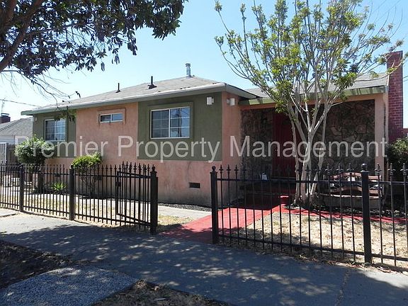2nd image of 805 S 41st St