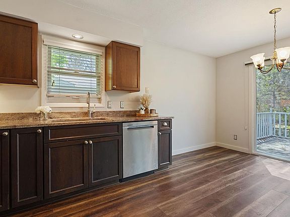 4th image of 7917 Modern Rd N