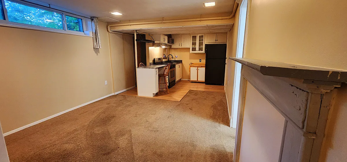 Building Photo - 3301 1st Ave S #4C