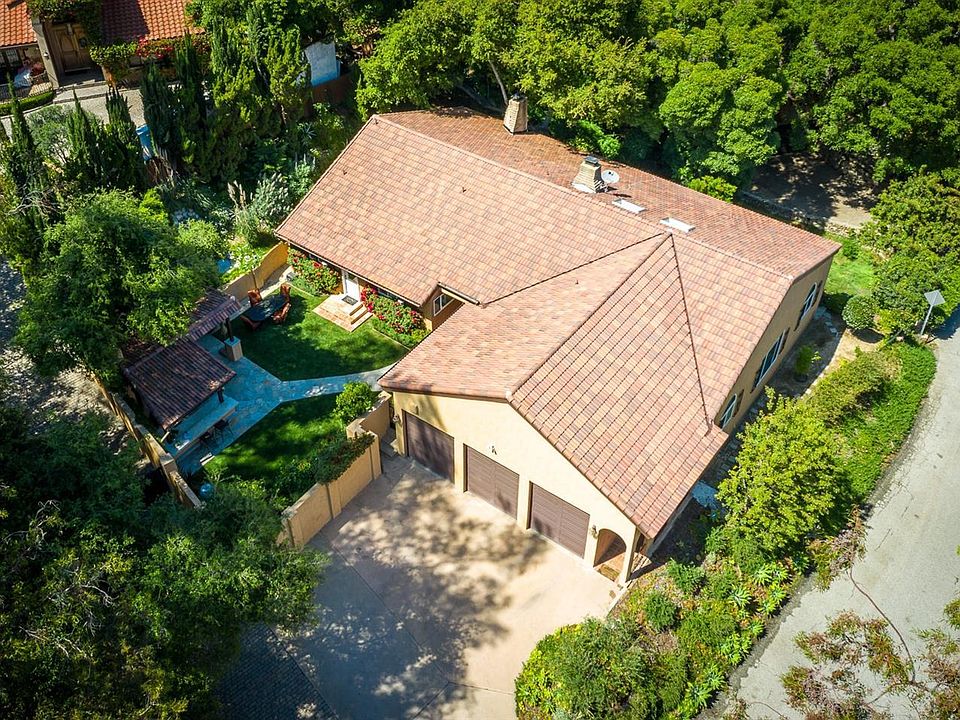 1st image of 2955 Graceland Way