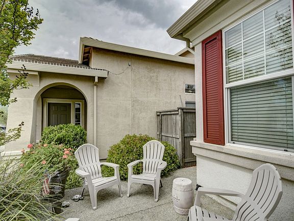 4th image of 7668 Laguna Beach Way