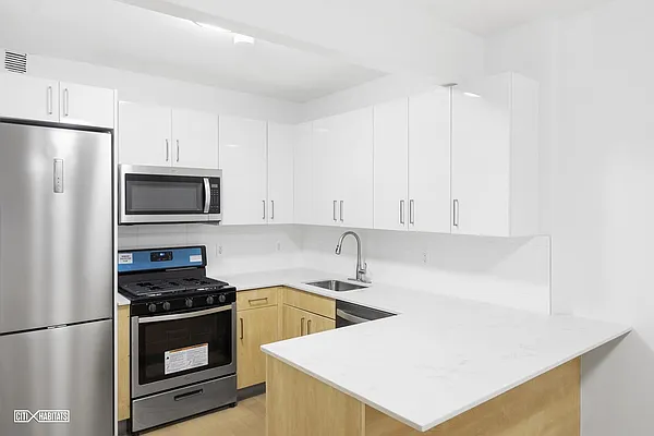 Rented by Citi Habitats | media 33