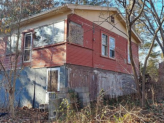 2nd image of 8709 Susan Ln