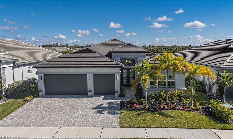 1st image of 12128 Eucalyptus WAY