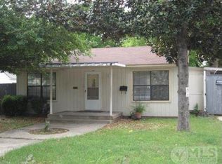 521 Karnes St, Fort Worth, TX 76111
