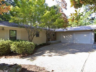 6 Foxhunt Trl, Little Rock, AR, 72227