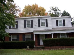 2823 Reeves Rd NE, Warren, OH 44483