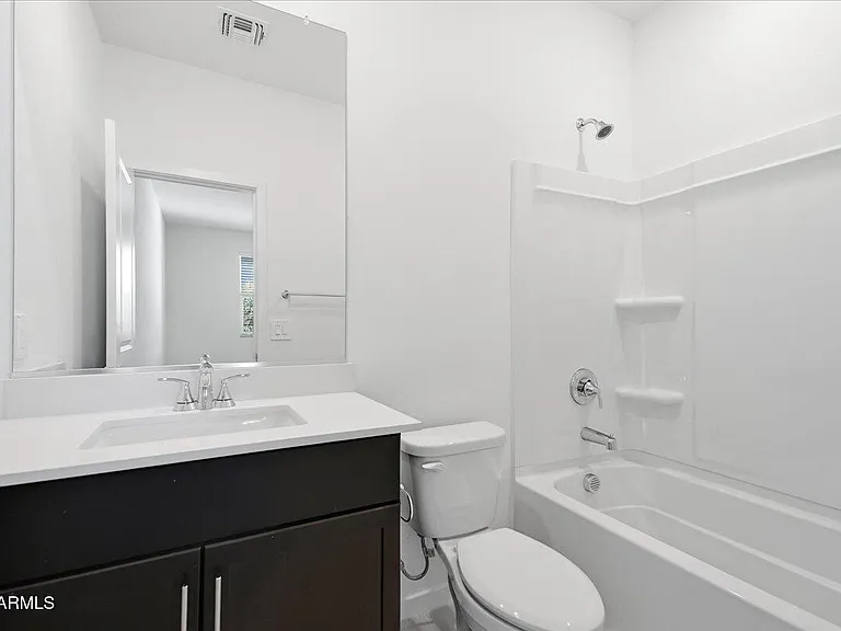 15875 W Cottontail Ln — Photo 56