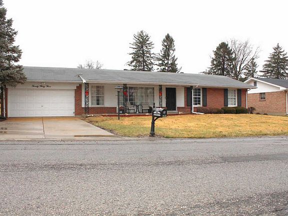 2nd image of 2033 Claudine Dr