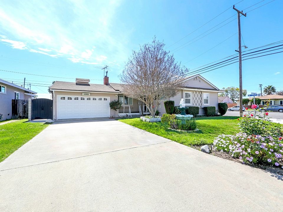 1st image of 12002 Cliffwood Ave