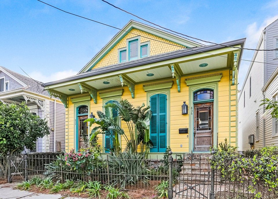 1st image of 832-36 Valence St