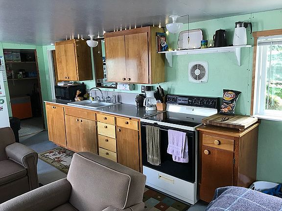 Kitchen area