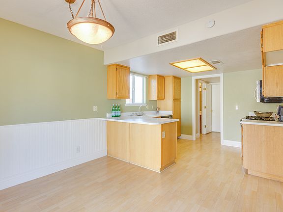 4th image of 8136 Sickle Ln