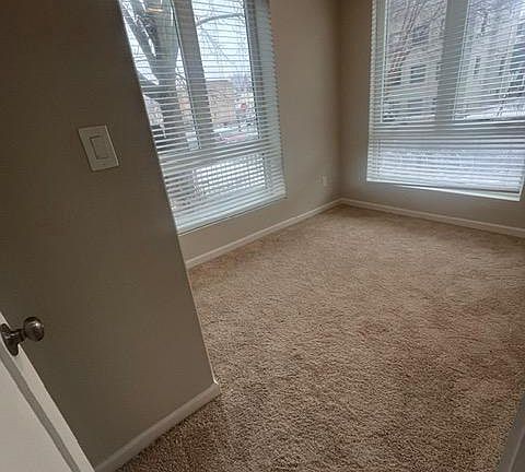 4th image of 1307 K St SE #101