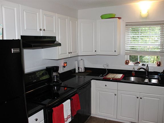 3rd image of 125 Rollingwood Dr