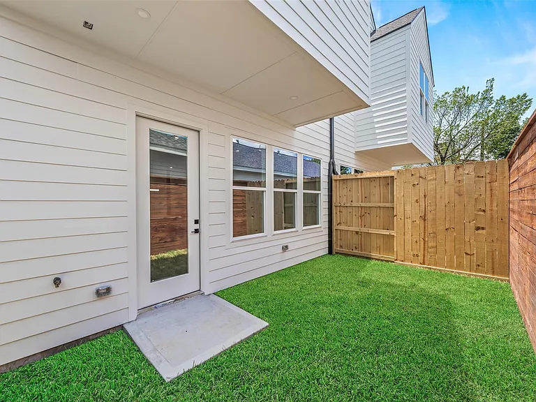 307 Quitman St #B — Photo 30