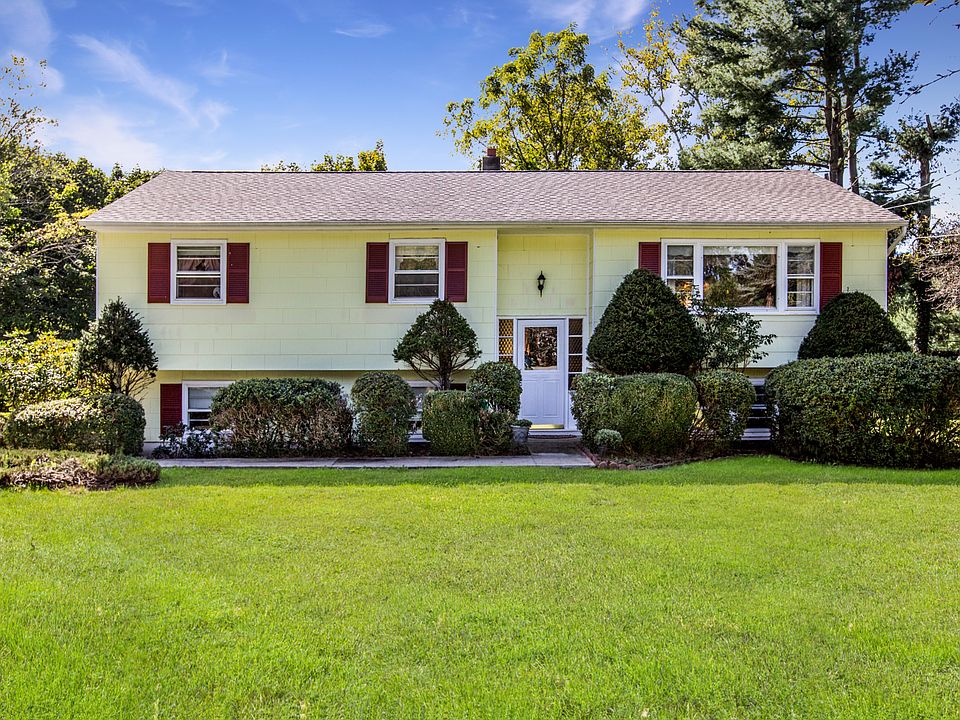1st image of 83 Robin Dr