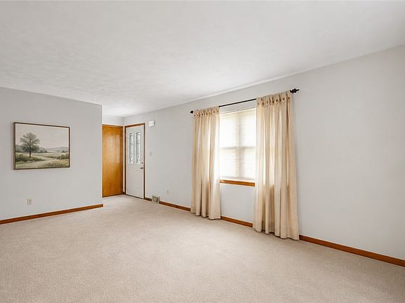 5th image of 524 Brinwood Ave