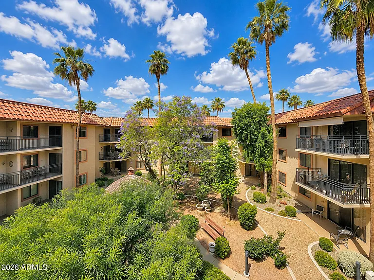 10330 W Thunderbird Blvd #A304 — Photo 20