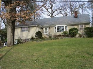 10 Glenbrook Rd, New Rochelle, NY 10804