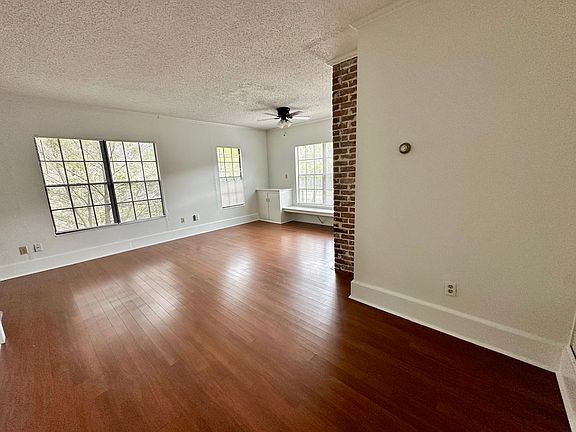 3rd image of 110 N Mills Ave APT C