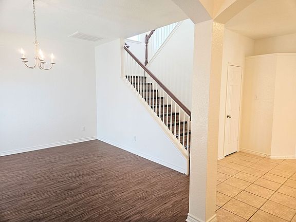2nd image of 4260 Sweet Clover Ln